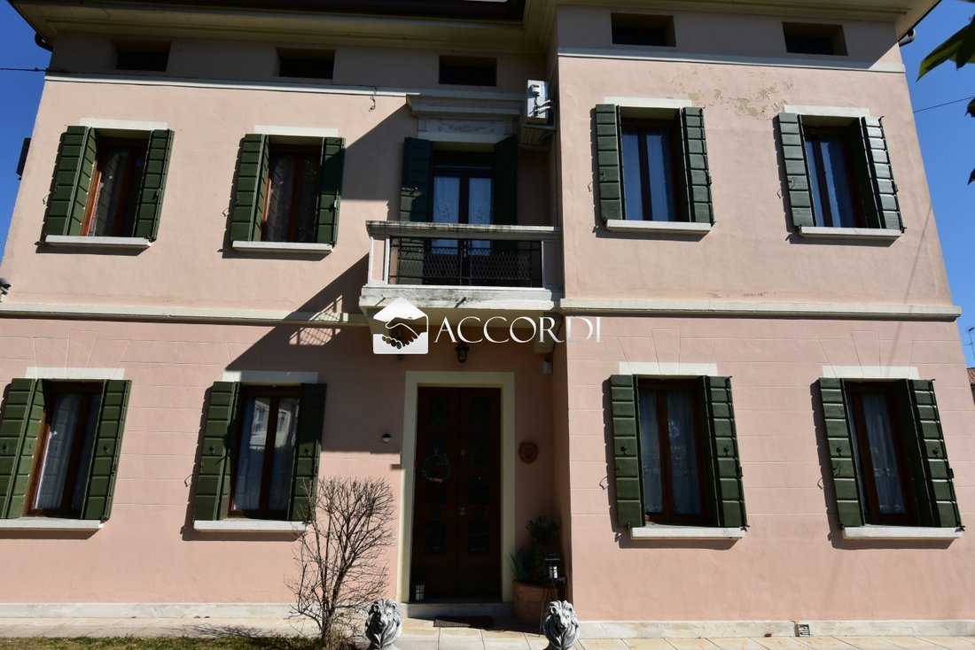 House in Saint Pelayo, Treviso, Italy 1 - 15634588