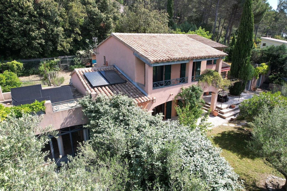 Villa in Le Val, Provence-Alpes-Côte d'Azur, France 5 - 15330702