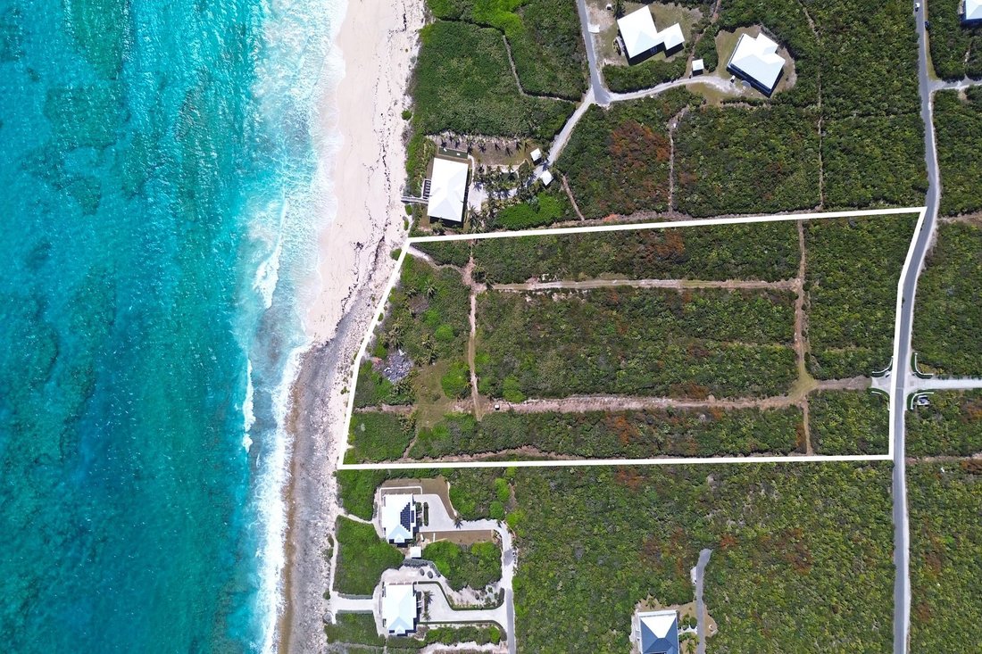 Land in Great Guana Cay, Hope Town, The Bahamas 4 - 15632432