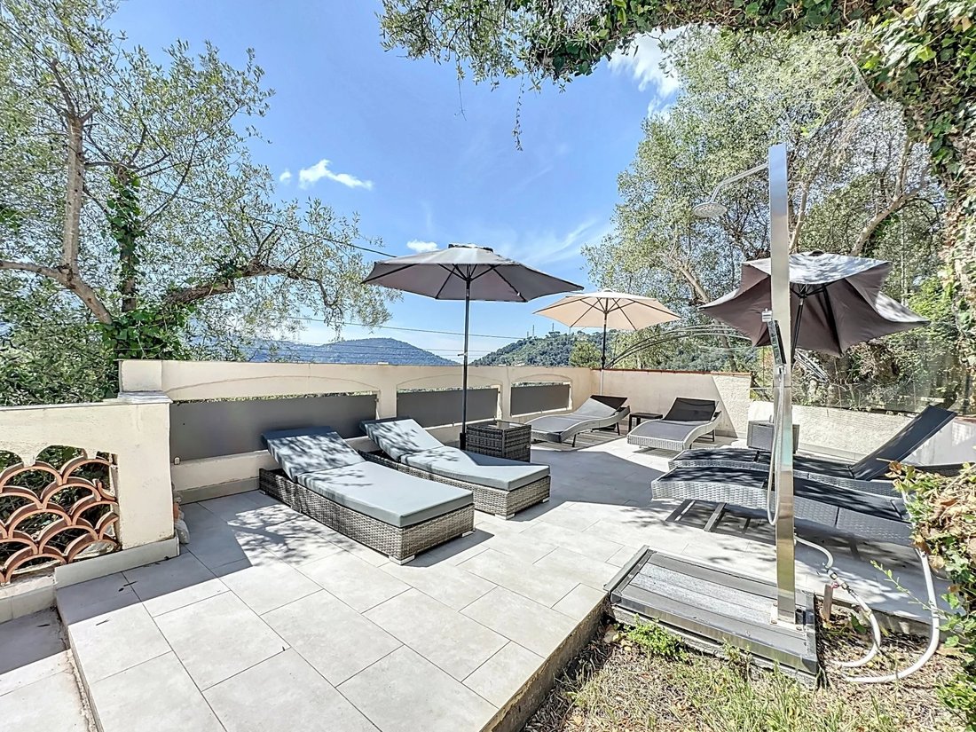 Villa in Drap, Provence-Alpes-Côte d'Azur, France 4 - 15629686