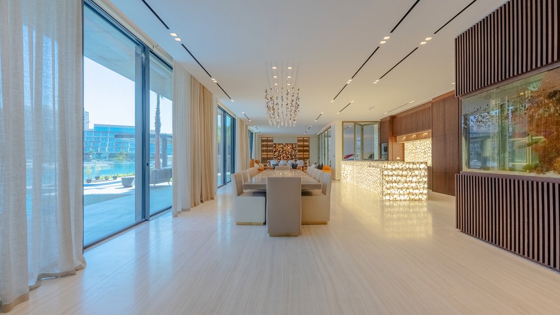 Villa in Palm Jumeirah, Dubai, United Arab Emirates 2 - 15634947