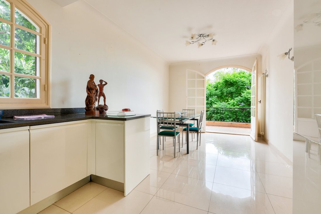 Villa in Village-Cros de Caste-Coupiere-Mont Gros, Roquebrune-Cap-Martin, France 4 - 15633787