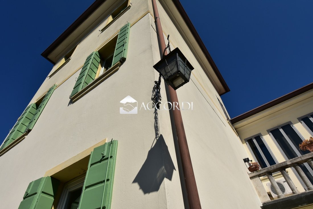 House in Cathedral - Piazza dei Signori, Treviso, Italy 4 - 15634616