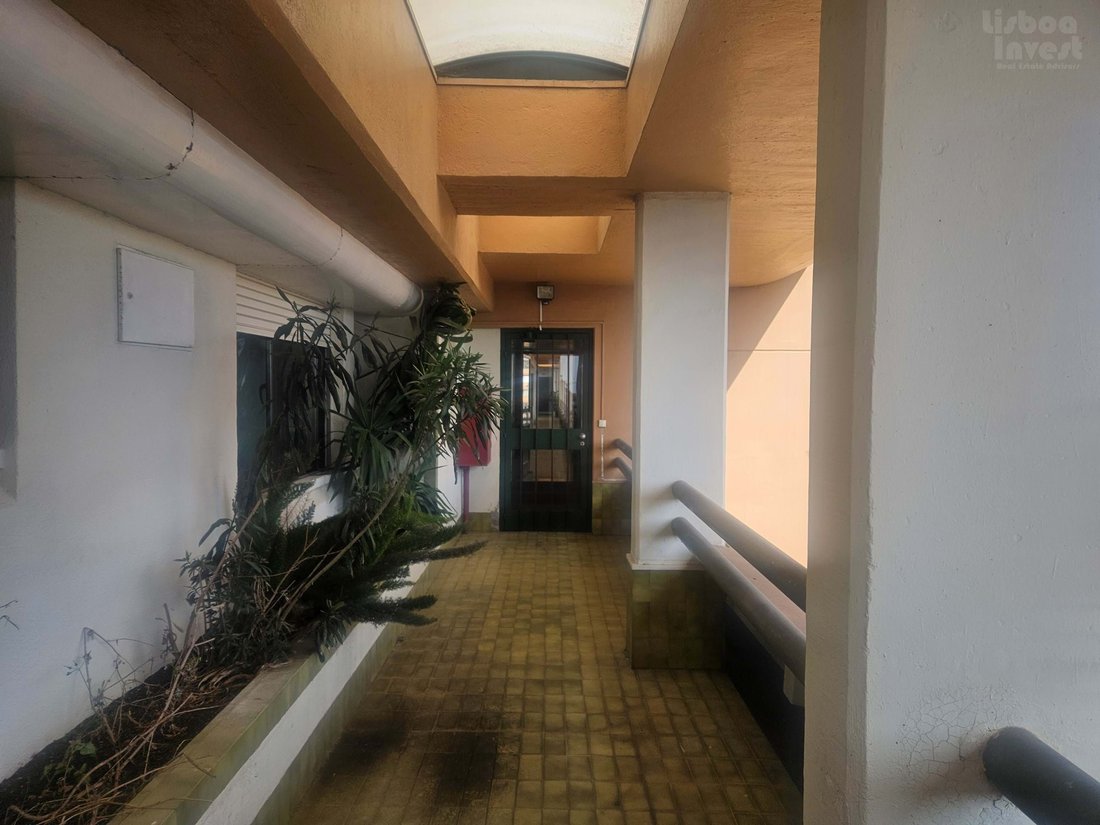 Apartment in Avenidas Novas, Lisbon, Portugal 2 - 15632416