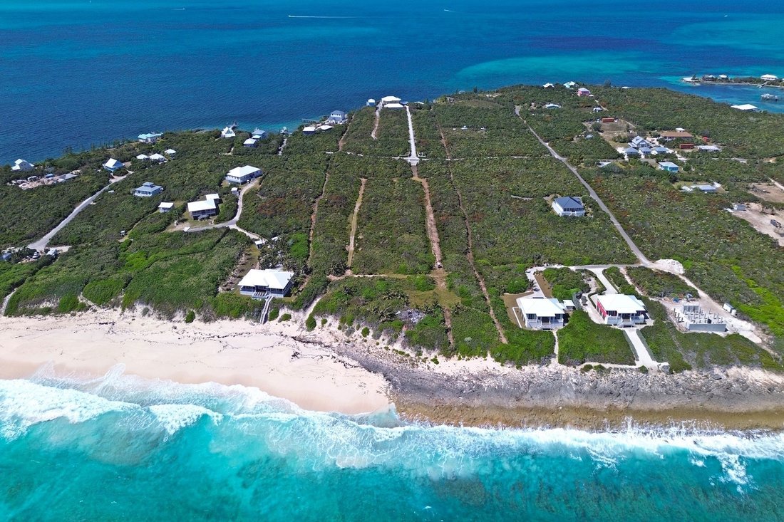 Land in Great Guana Cay, Hope Town, The Bahamas 1 - 15632432