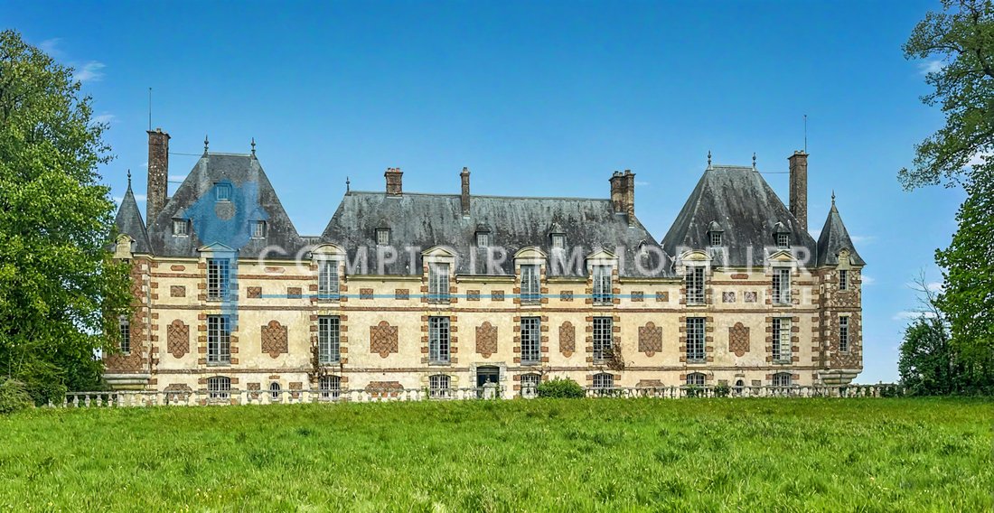 Castle in Pacy-sur-Eure, Normandy, France 1 - 15634100