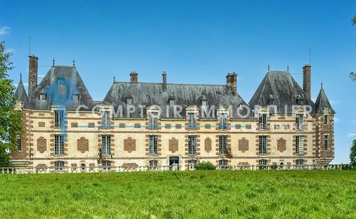 Castle in Pacy-sur-Eure, Normandy, France 1