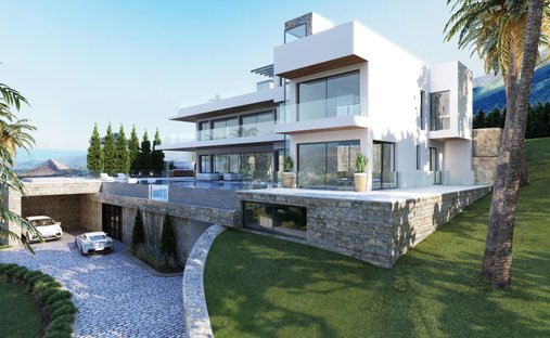 Villa in Sotogrande, San Roque, Andalusia 1