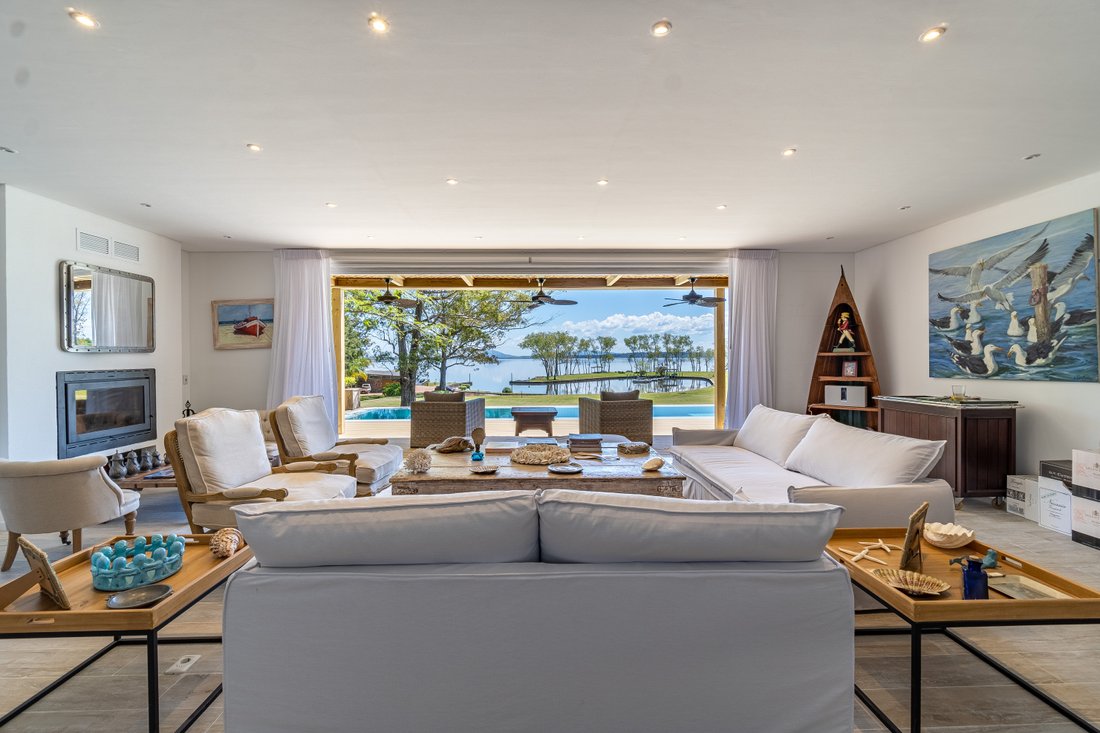 House in Punta Ballena, Maldonado Department, Uruguay 1 - 15629840