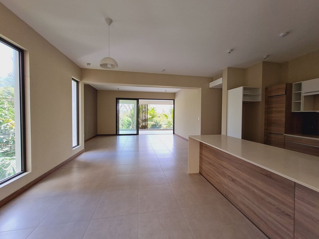 Apartment in Grand Baie, Rivière du Rempart District, Mauritius 3 - 15635373
