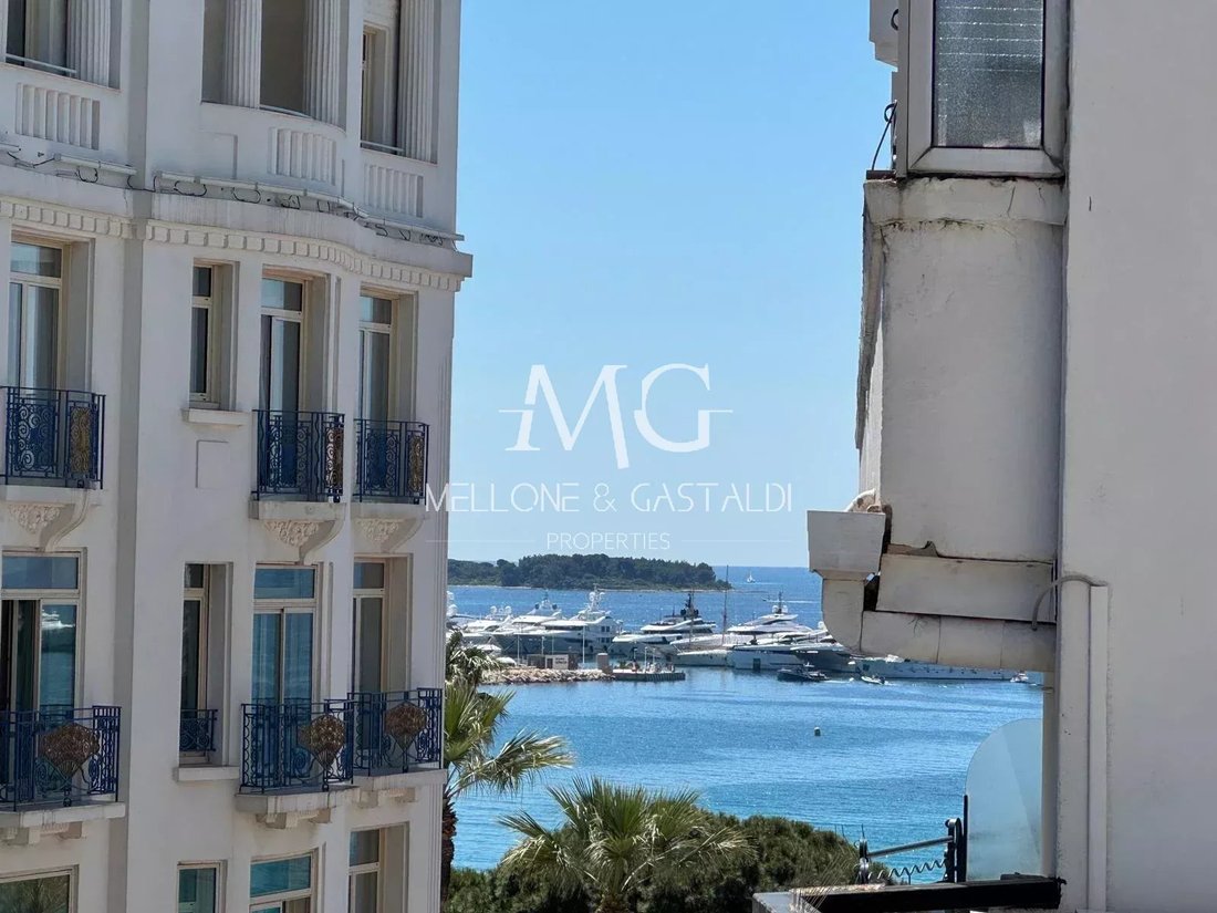 Apartment in Cannes, Provence-Alpes-Côte d'Azur, France 1 - 15117324