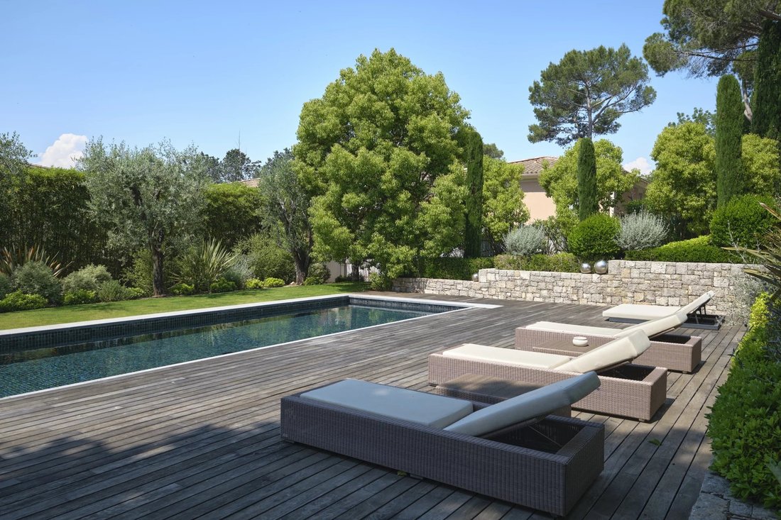 House in Mougins, Provence-Alpes-Côte d'Azur, France 2 - 15634896