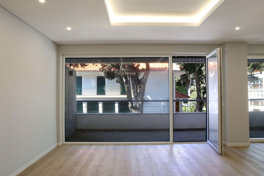 Apartment in Carcavelos e Parede, Lisbon, Portugal 2 - 12094336