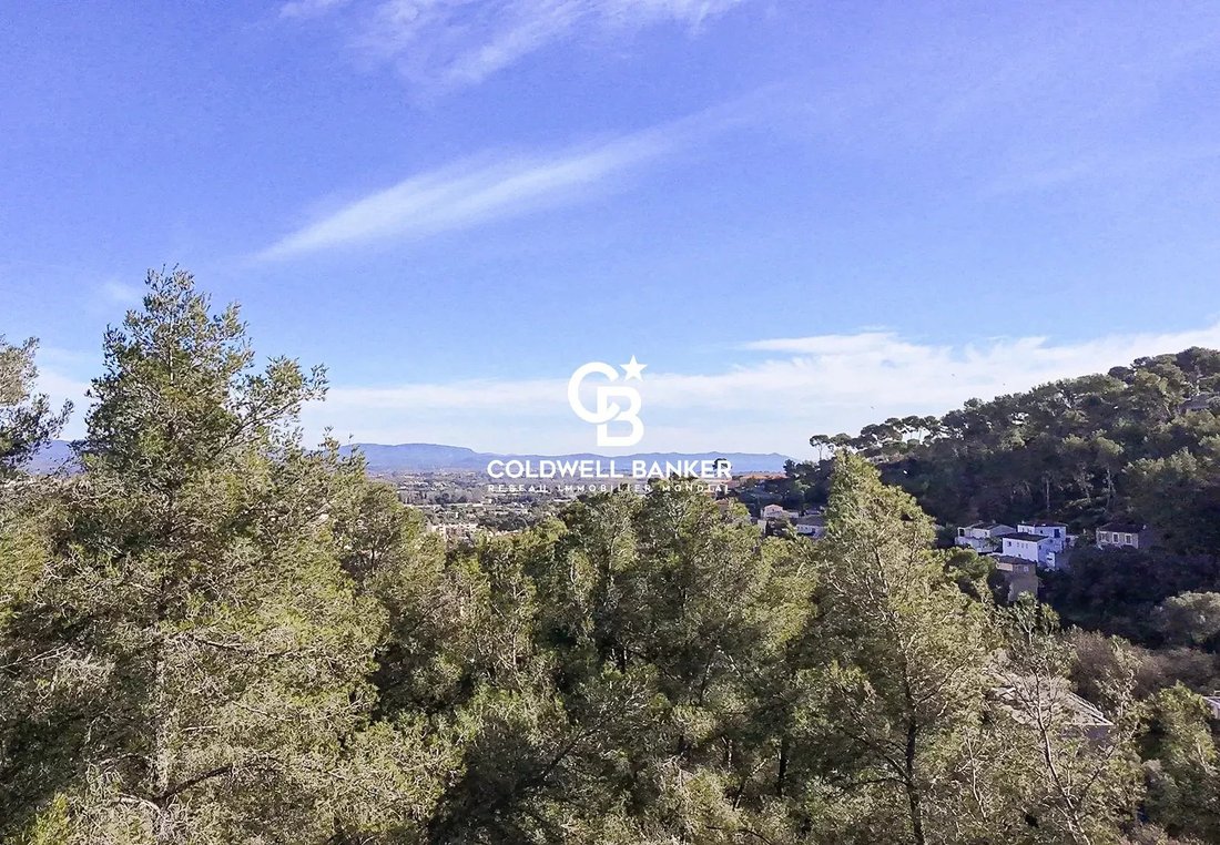Land in Hyeres, Provence-Alpes-Côte d'Azur, France 2 - 15211884