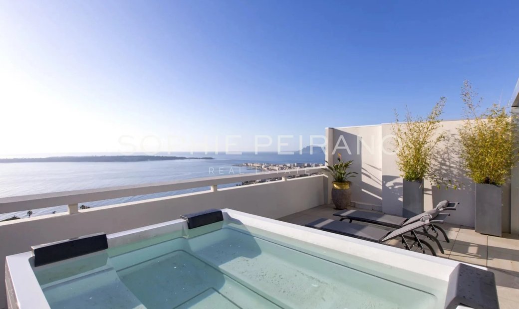 Photo inspiration: Duplex Penthouse With Panoramic In Cannes Provence Alpes Côte D Photo Inspiration