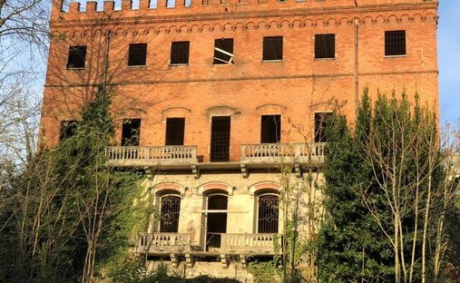 château à Centre, Asti, Piémont 1