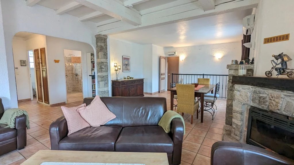 Villa in Carcès, Provence-Alpes-Côte d'Azur, France 3 - 15634750
