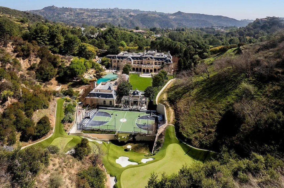 Casa a Beverly Hills, California, Stati Uniti 1 - 15631046