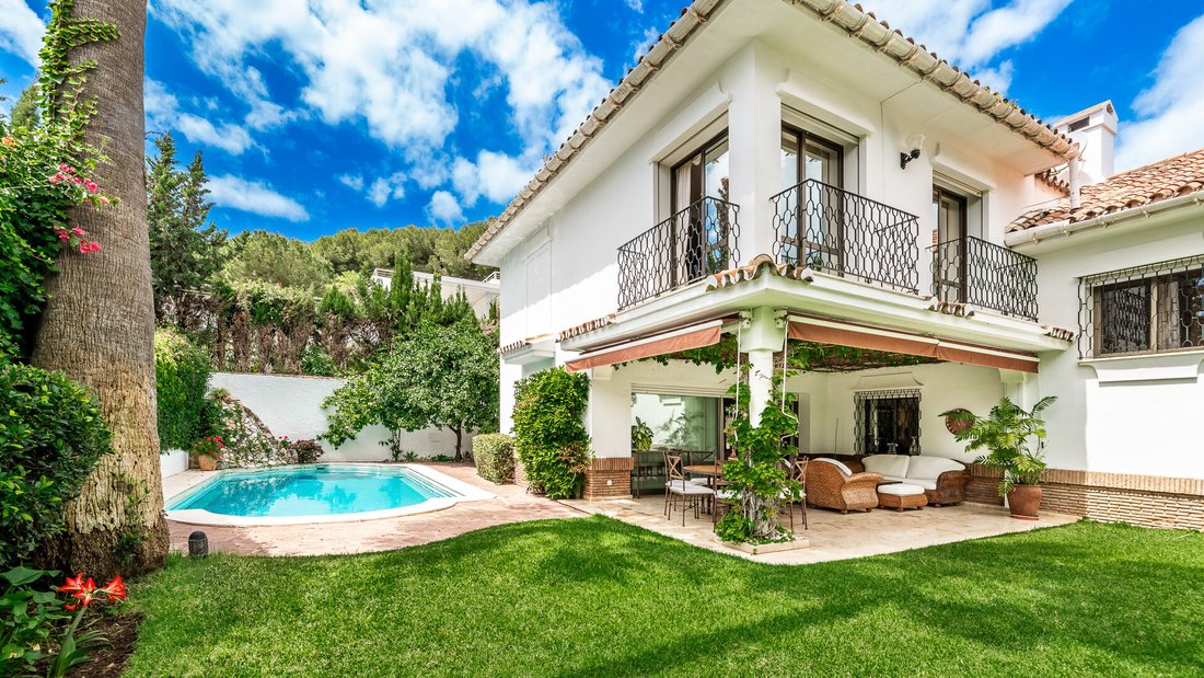 Villa in Marbella, Andalusia, Spain 2 - 15630960