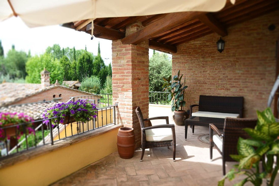 Farm Ranch in Castiglione del Lago, Umbria, Italy 4 - 15630921