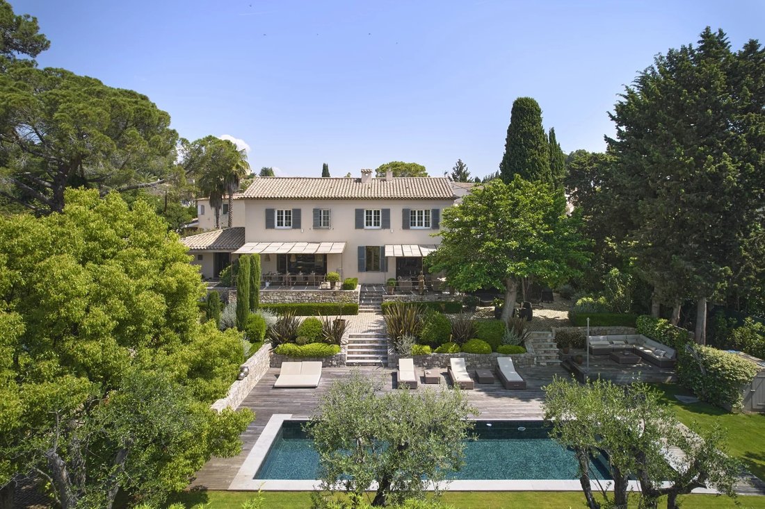 House in Mougins, Provence-Alpes-Côte d'Azur, France 4 - 15634896