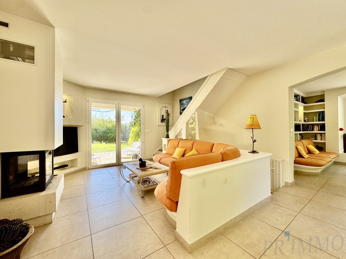House in Les Impiniers-Font de Cine-Vaucontrade, Vallauris, France 3 - 15633738