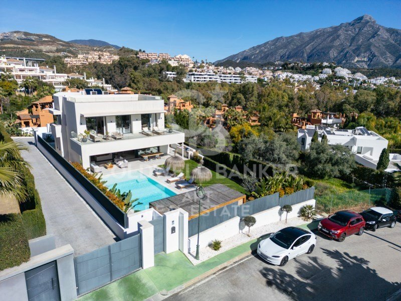 House in Nueva Andalucia, Marbella, Spain 2 - 15459050