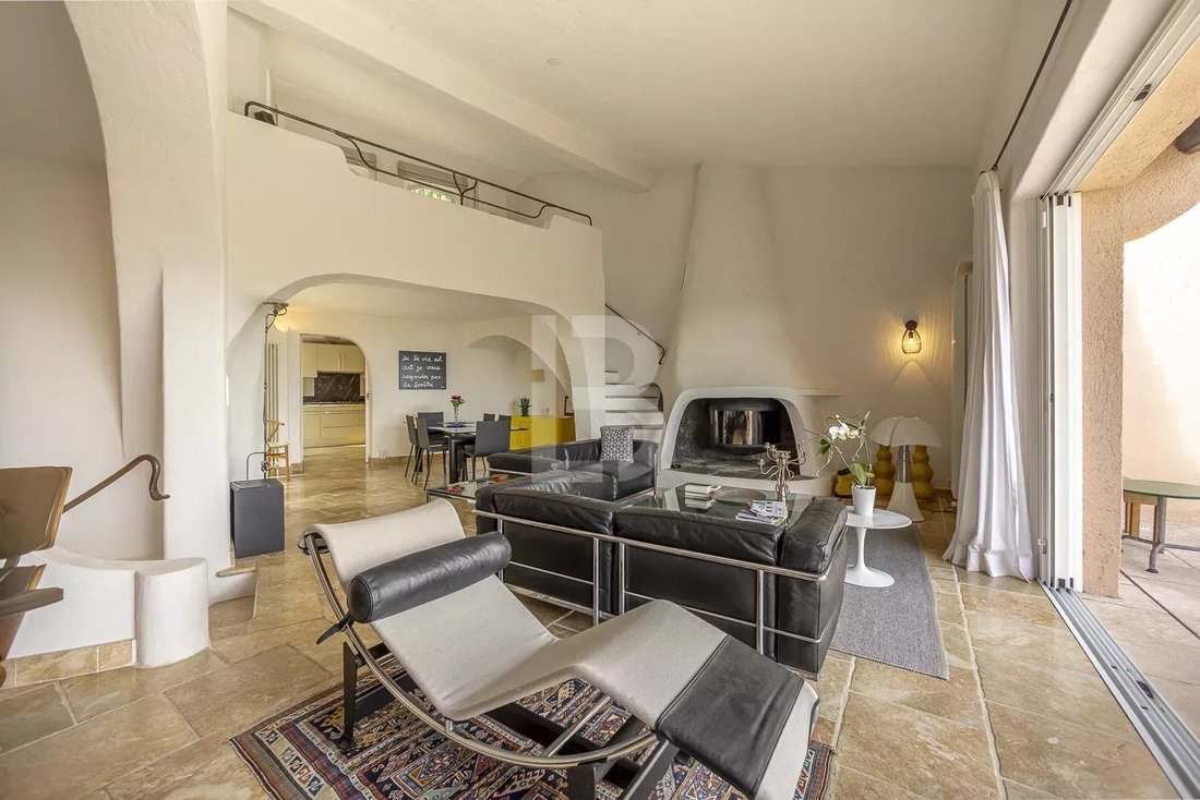 House in Les Indes les-Groulles, Mouans-Sartoux, France 4 - 15629994