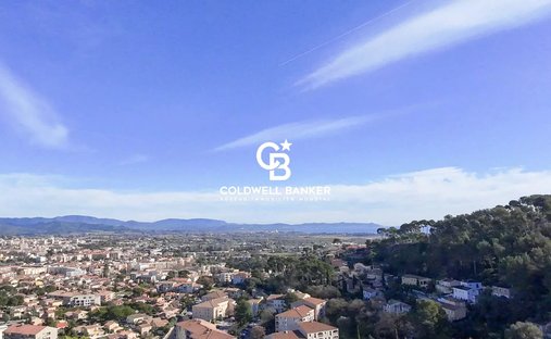 Land in Hyeres, Provence-Alpes-Côte d'Azur, France 1