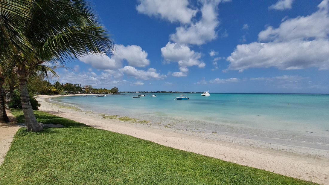 Apartment in Grand Baie, Rivière du Rempart District, Mauritius 2 - 15629835