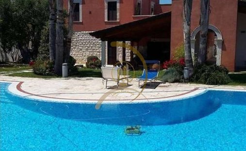 Villa in Saint Peter - Saint Lorenzo, Bisceglie, Apulia 1