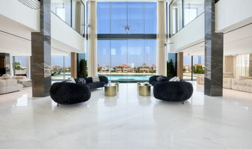 Villa in Dubai, Dubai, United Arab Emirates 1