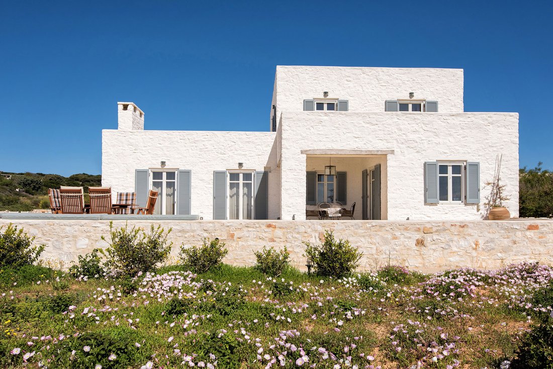 Villa in Paros, Aegean, Greece 2 - 15632898