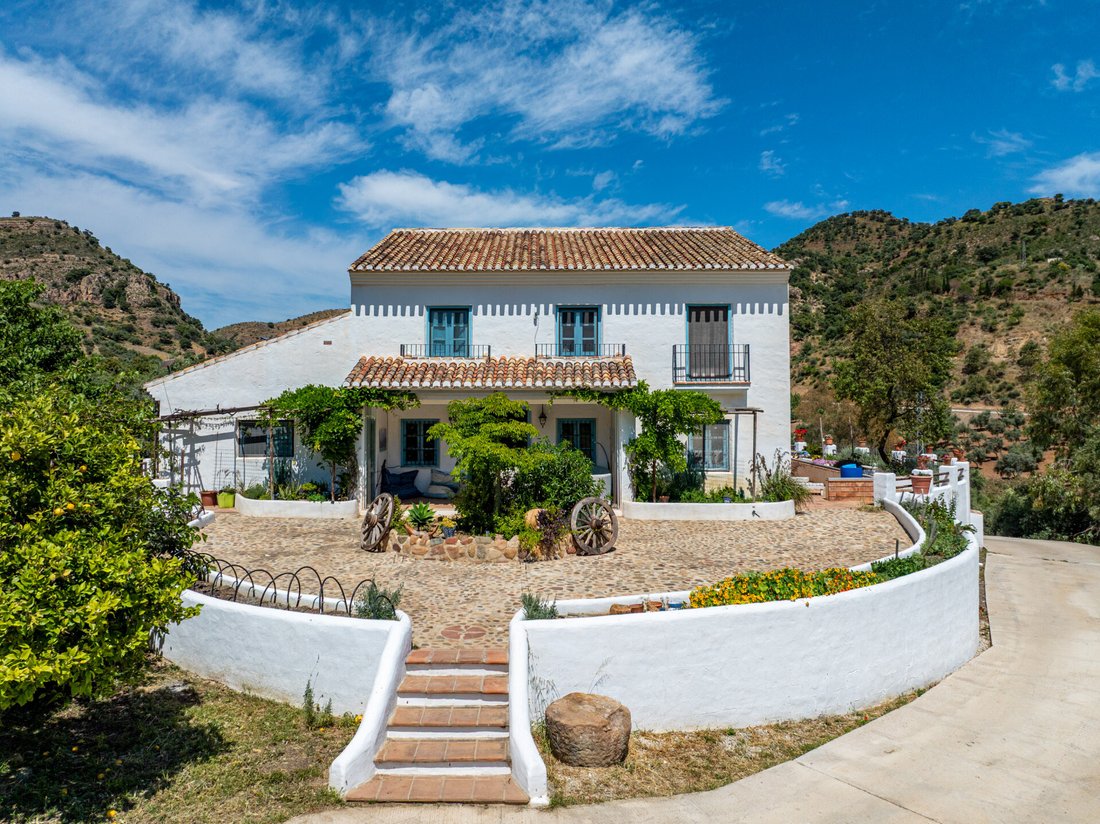 Finca in Almogia, Andalusia, Spain 1 - 15042068
