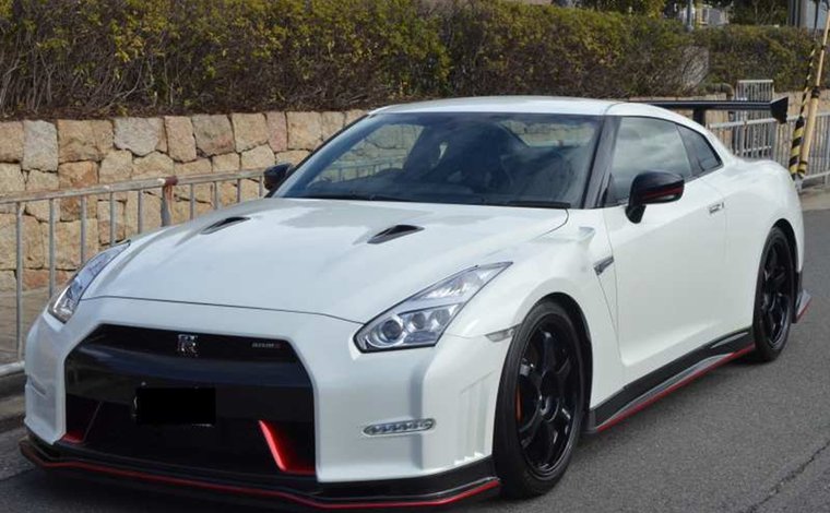 Nissan GT-R R35 for sale in Japan | JamesEdition