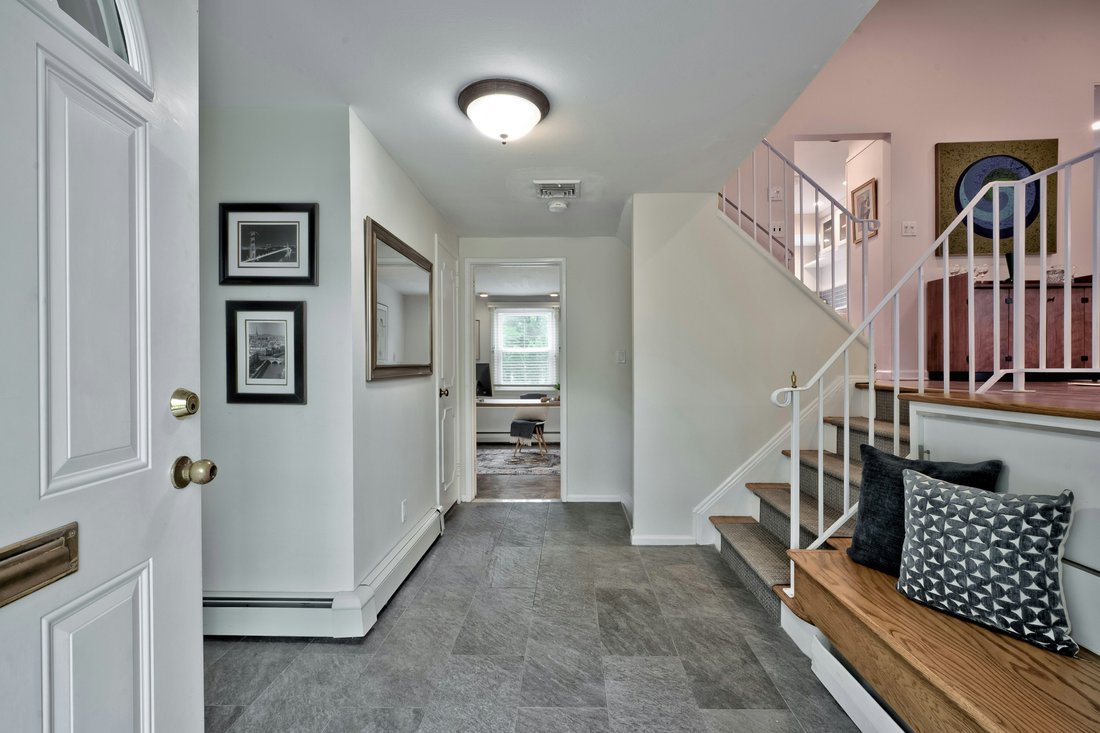 House in Port Washington, New York, United States 3 - 15636418