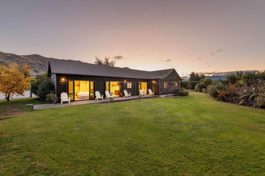 House in Wanaka, Otago, New Zealand 4 - 15638871