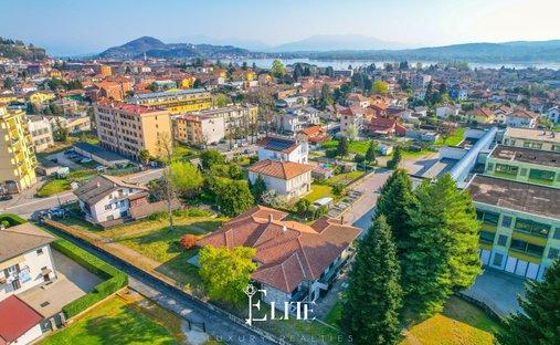 Villa in Arona, Piemont, Italien 1