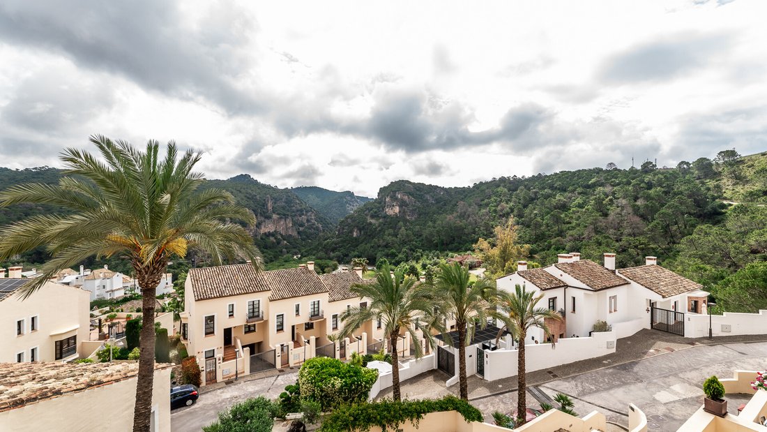 House in Benahavis, Andalusia, Spain 2 - 15638985