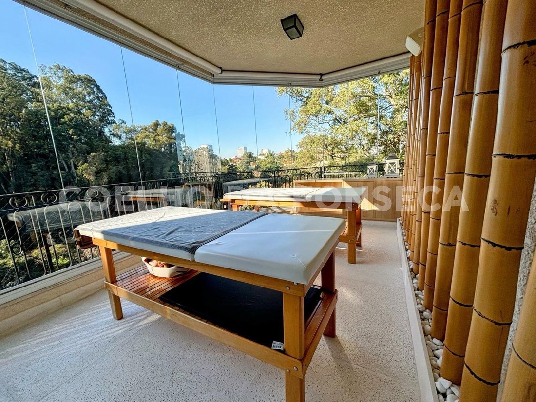 Condo in São Paulo, State of São Paulo, Brazil 2 - 15640096