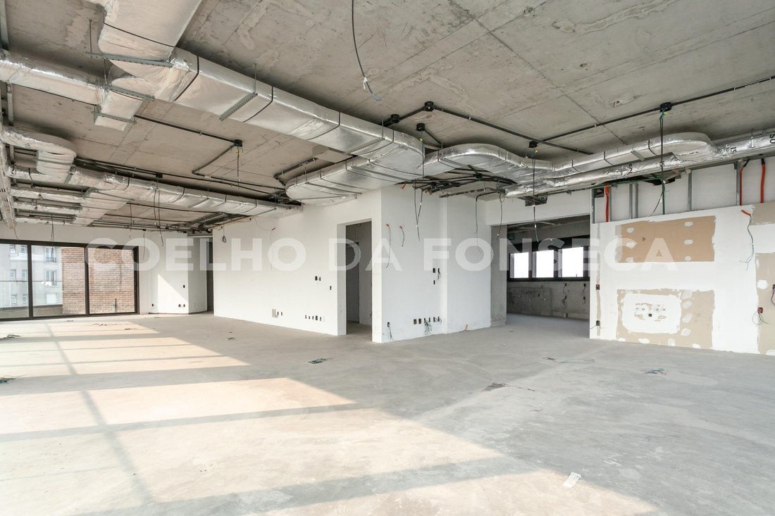 Condo in São Paulo, State of São Paulo, Brazil 4 - 15640182