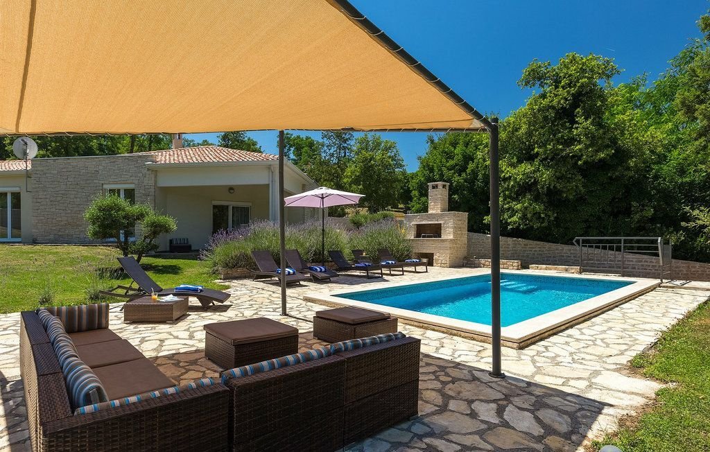 Villa in Krsan, Istria County, Croatia 3 - 15632091