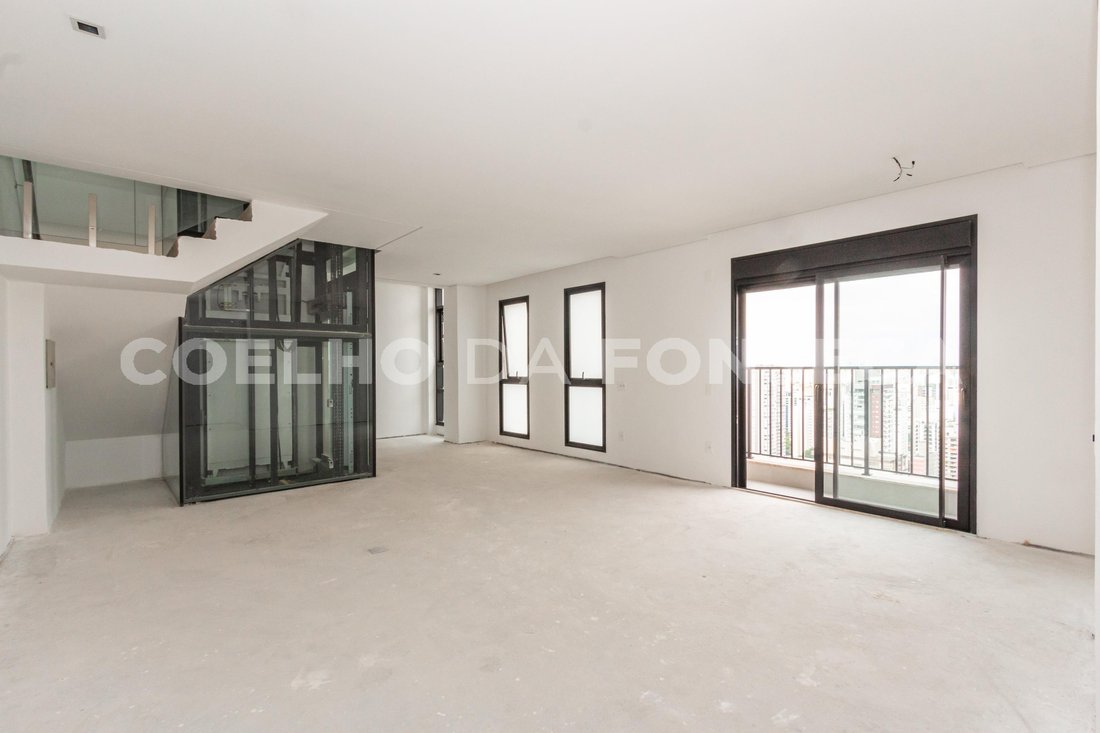 Condo in São Paulo, State of São Paulo, Brazil 4 - 15640202