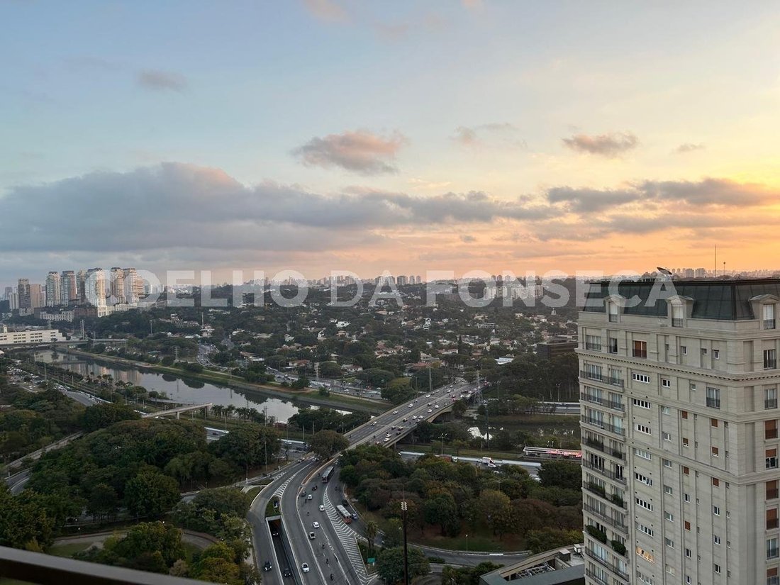 Condo in São Paulo, State of São Paulo, Brazil 2 - 15640182