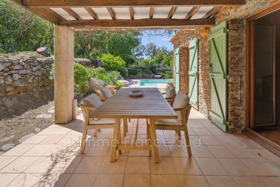 Villa in La Garde-Freinet, Provence-Alpes-Côte d'Azur, France 4 - 15640688