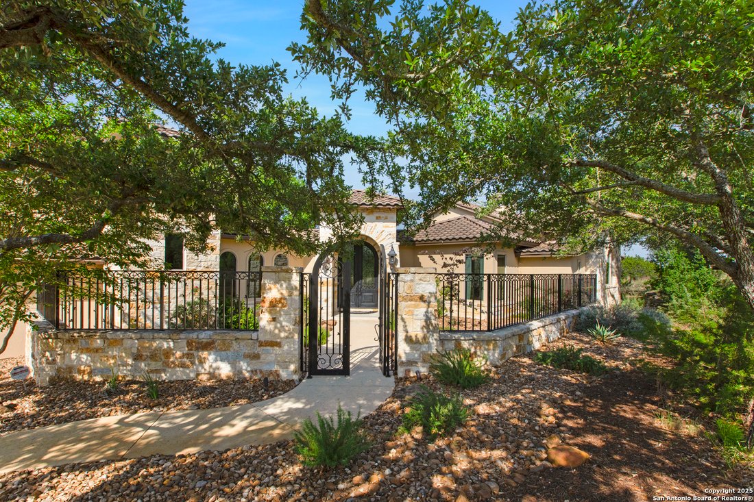 House in Boerne, Texas, United States 3 - 15638489