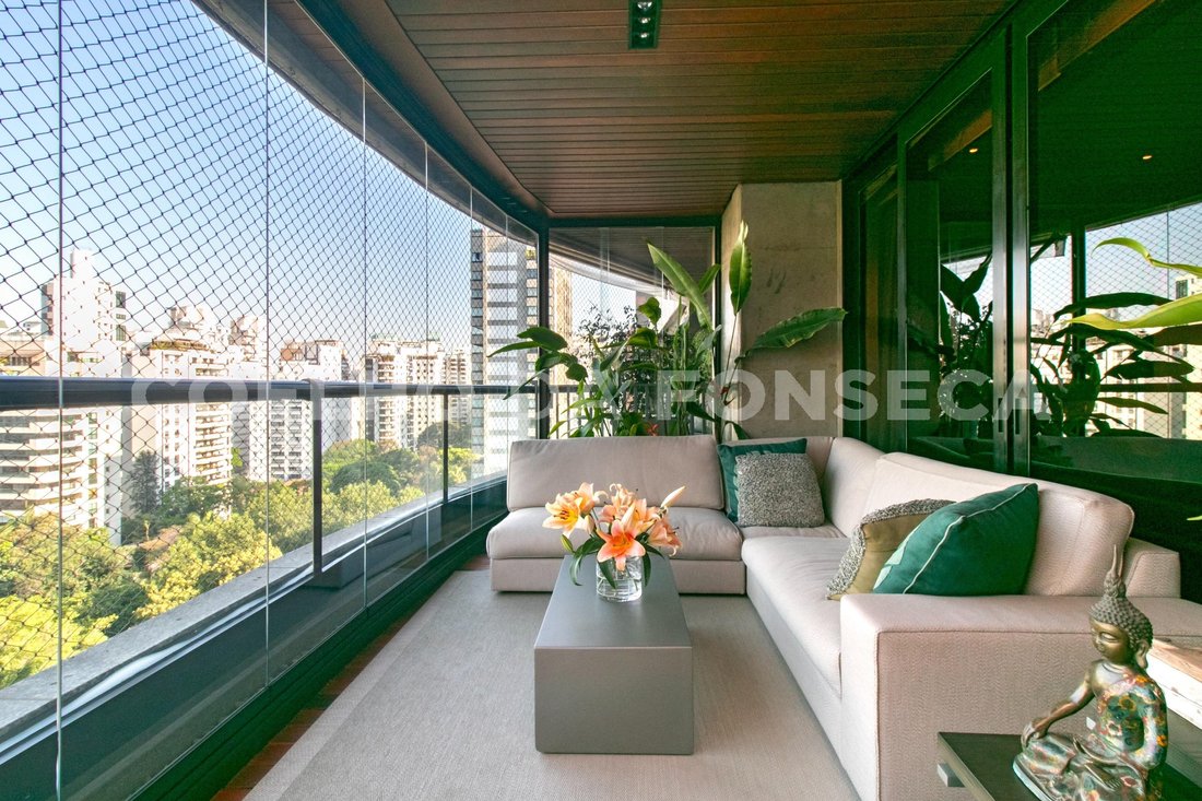 Condo in São Paulo, State of São Paulo, Brazil 2 - 15640198