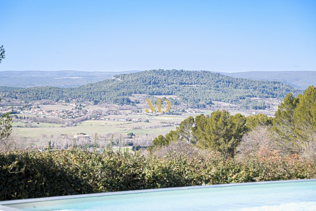Lumière et Sérénité: A Modern Provençal Masterpiece in Apt’s Golden Hills