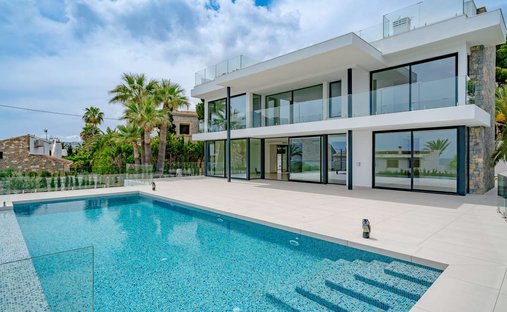 House in Calp / Calpe, Valencian Community, Spain 1