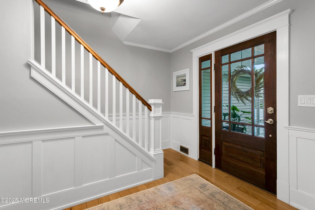 House in North Middletown, New Jersey, United States 4 - 15639109